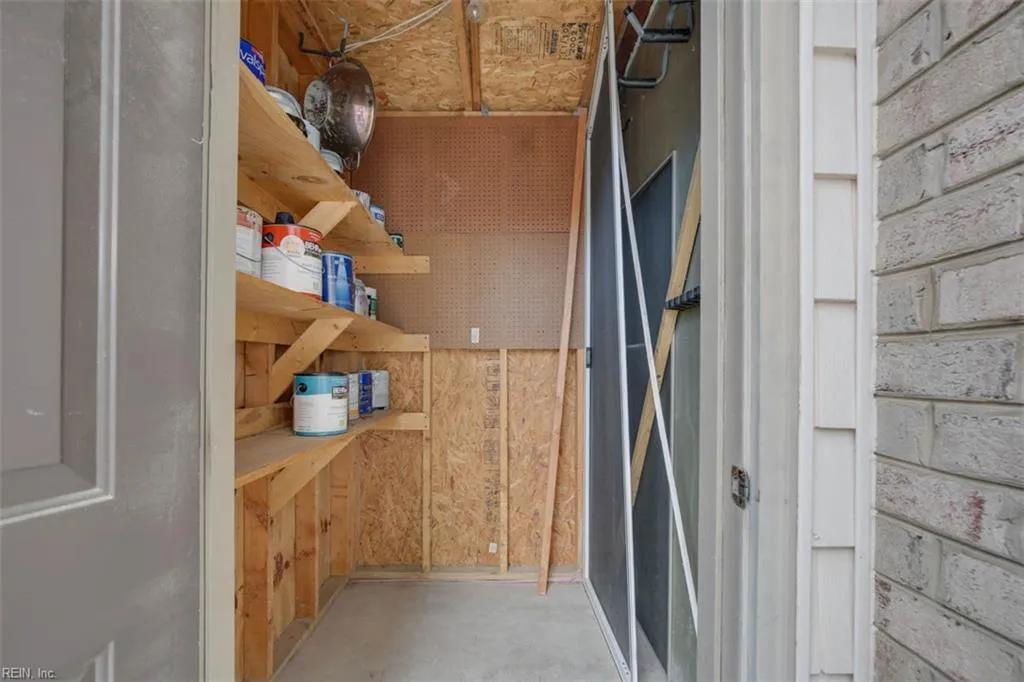 Virginia Beach, Virginia 23454, United States, 2 Bedrooms Bedrooms, ,3 BathroomsBathrooms,Residential,Active,183588