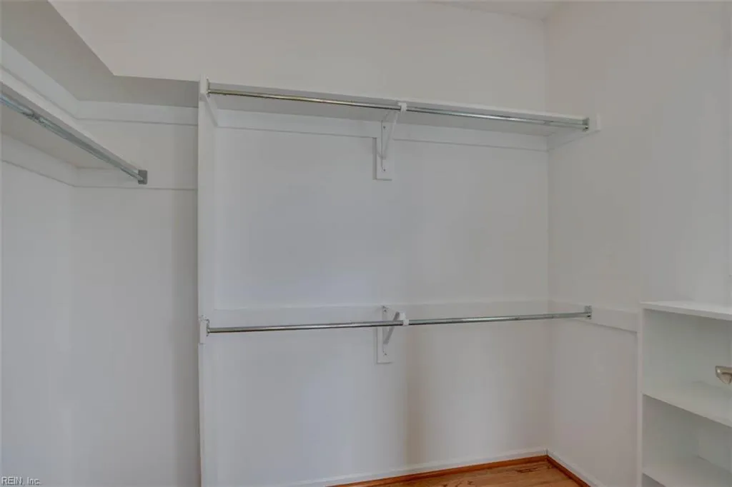 Virginia Beach, Virginia 23454, United States, 2 Bedrooms Bedrooms, ,3 BathroomsBathrooms,Residential,Active,183588