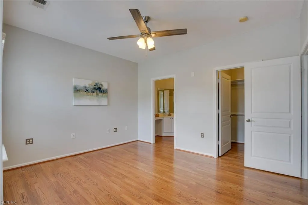 Virginia Beach, Virginia 23454, United States, 2 Bedrooms Bedrooms, ,3 BathroomsBathrooms,Residential,Active,183588