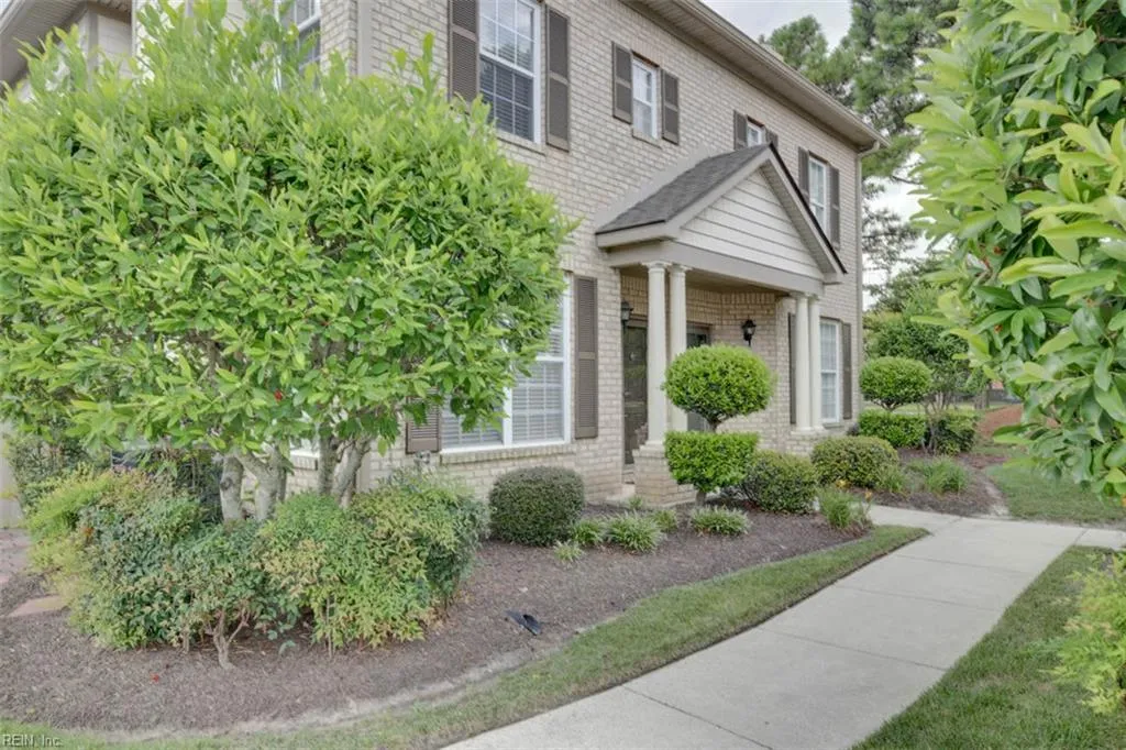 Virginia Beach, Virginia 23454, United States, 2 Bedrooms Bedrooms, ,3 BathroomsBathrooms,Residential,Active,183588