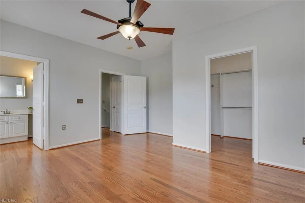 Virginia Beach, Virginia 23454, United States, 2 Bedrooms Bedrooms, ,3 BathroomsBathrooms,Residential,Active,183588