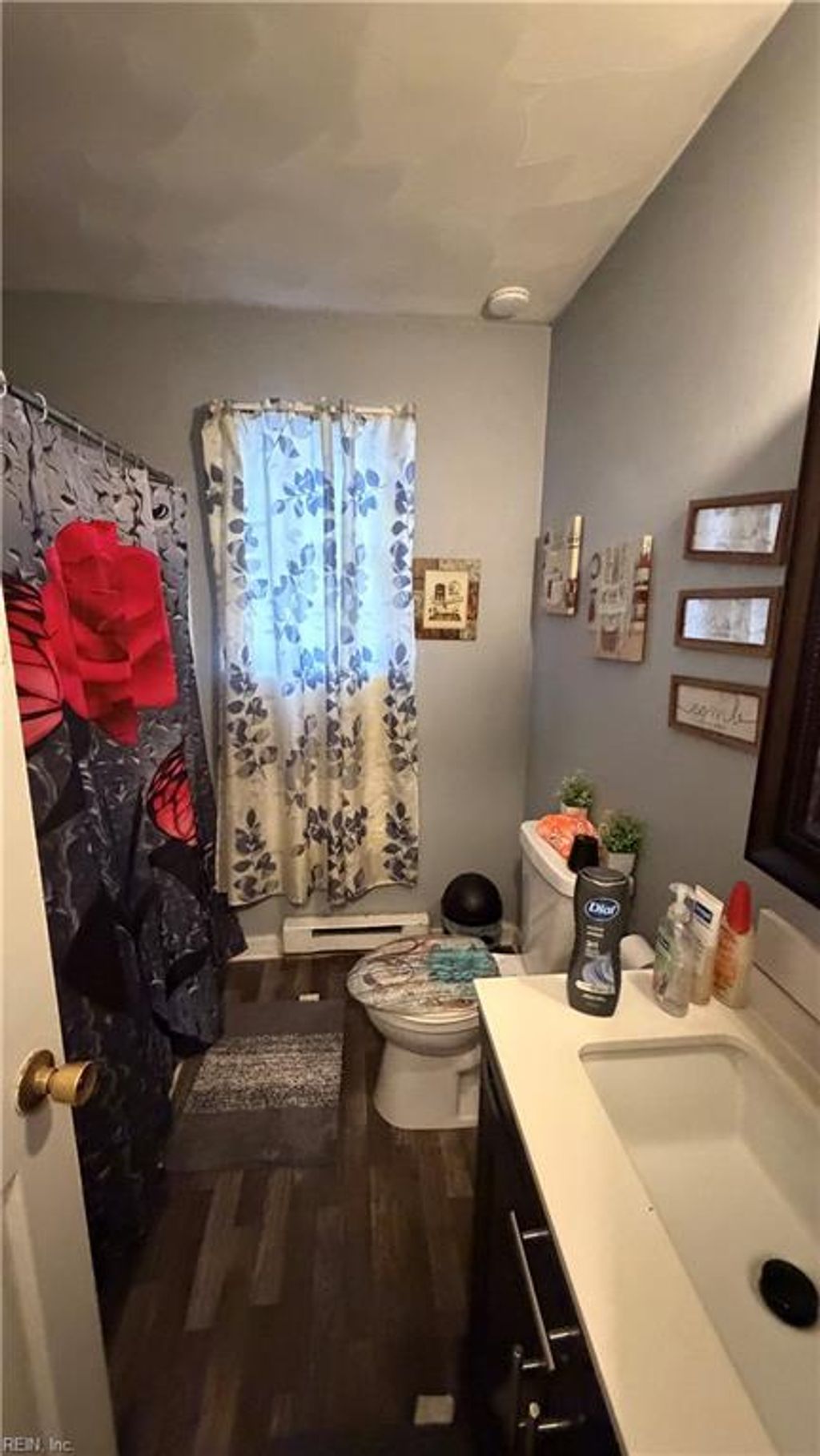 Photo of 307 Central Avenue, Suffolk, VA 23434 (MLS # 10614761)