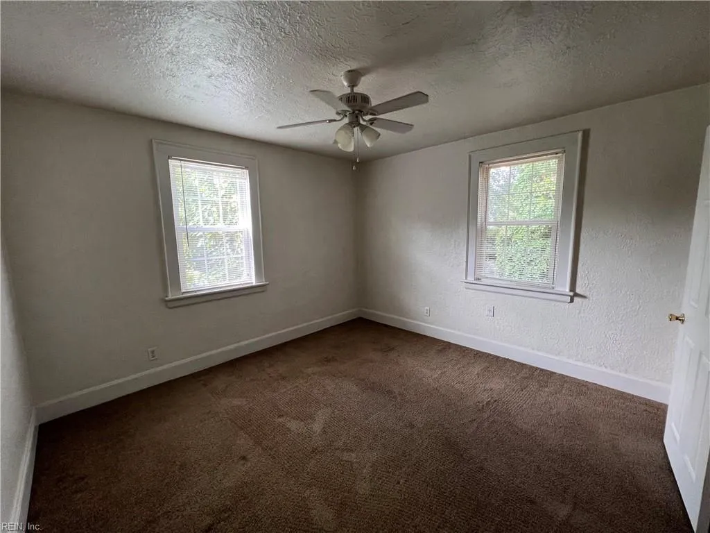 Portsmouth, Virginia 23704, United States, 1 Bedroom Bedrooms, ,1 BathroomBathrooms,Residential,Pending,12201