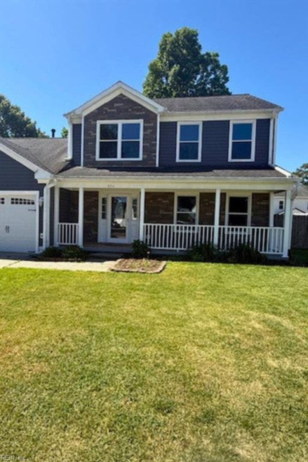 Photo of 806 Duncombe Lane, Newport News, VA 23608 (MLS # 10634047)