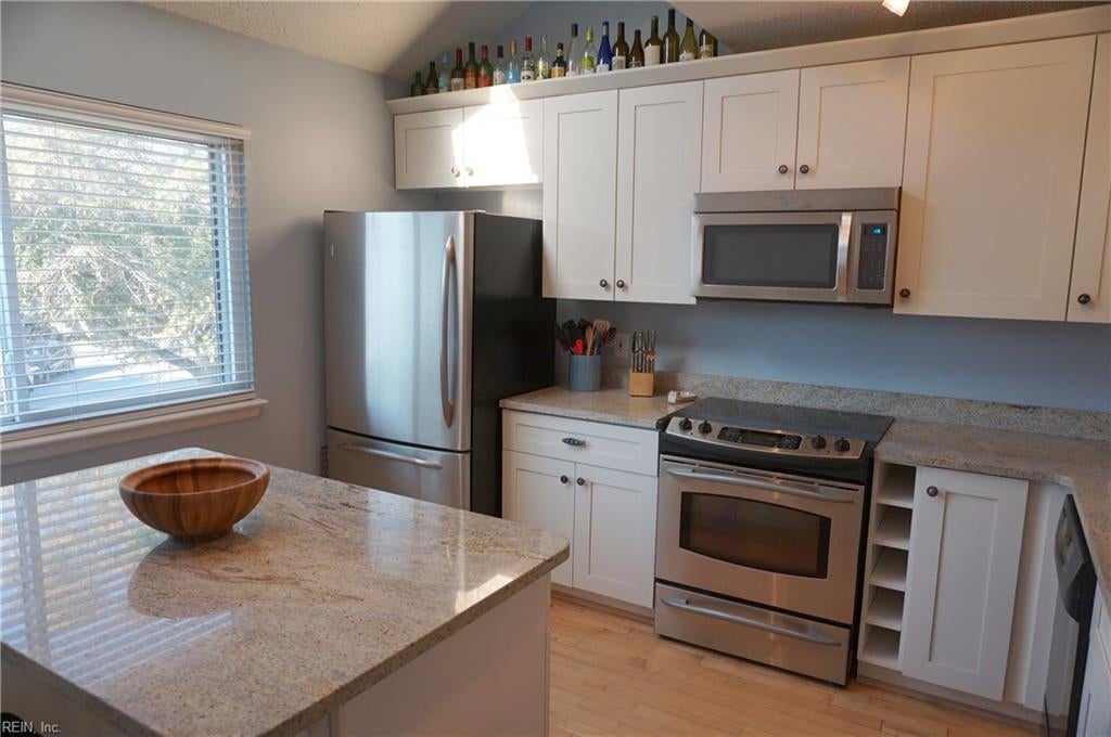 Photo of 2312 Kingbird Lane, Virginia Beach, VA 23455 (MLS # 10654405)