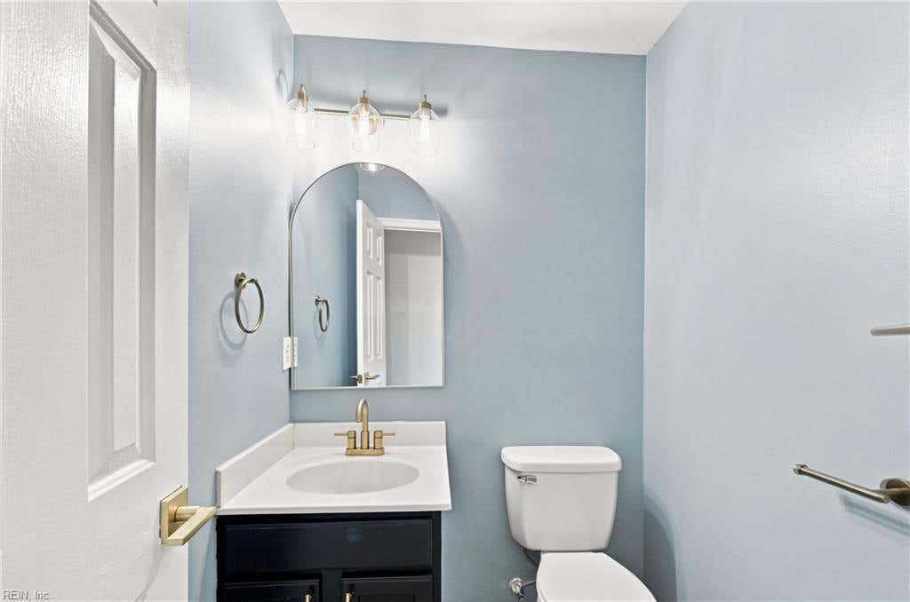 Photo of 52 Locksley Drive, Hampton, VA 23666 (MLS # 10649634)