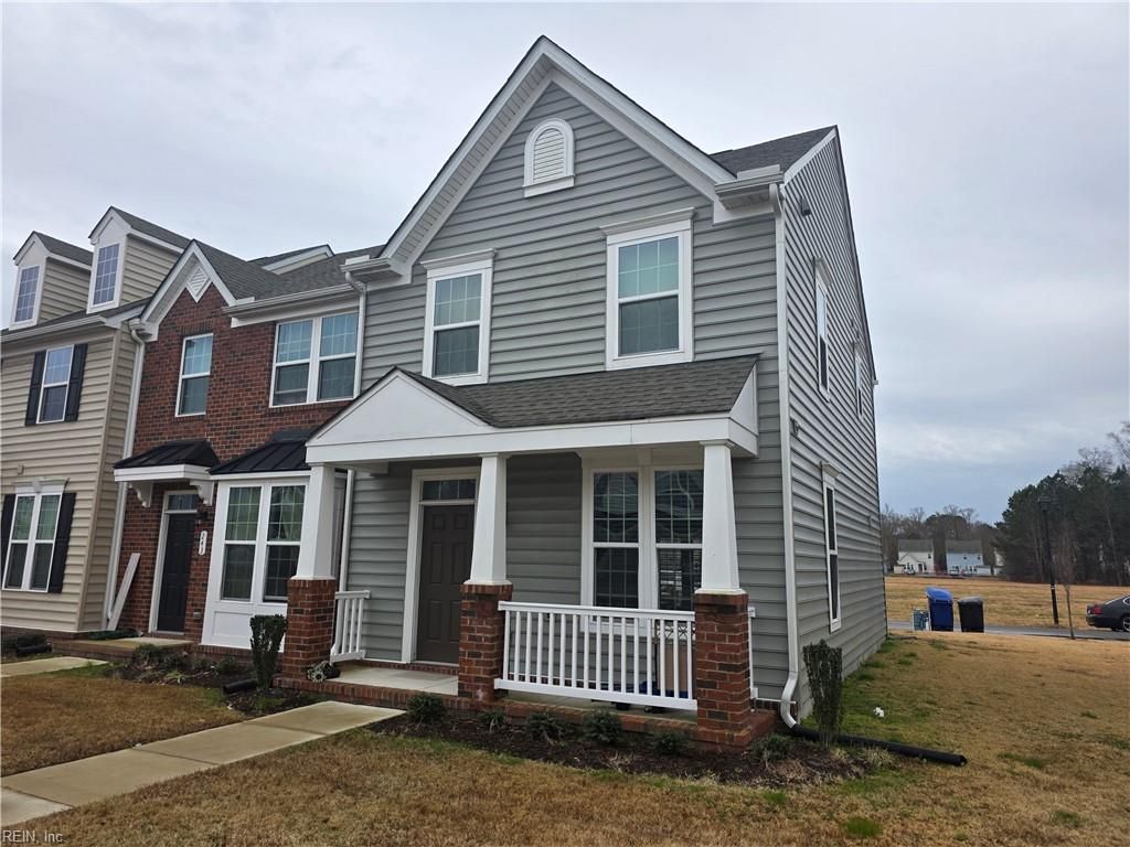 Photo of 245 Goldenstar Lane, Portsmouth, VA 23701 (MLS # 10614244)