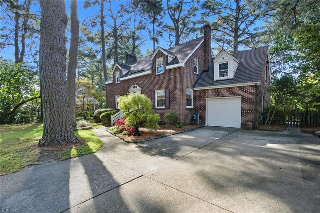 Photo of 4517 Wake Forest Road, Portsmouth, VA 23703 (MLS # 10614701)