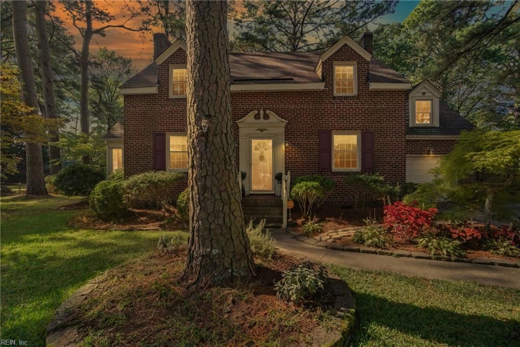 Photo of 4517 Wake Forest Road, Portsmouth, VA 23703 (MLS # 10614701)