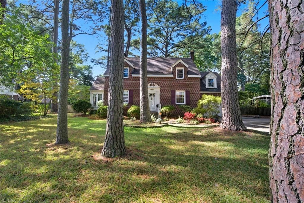 Photo of 4517 Wake Forest Road, Portsmouth, VA 23703 (MLS # 10614701)