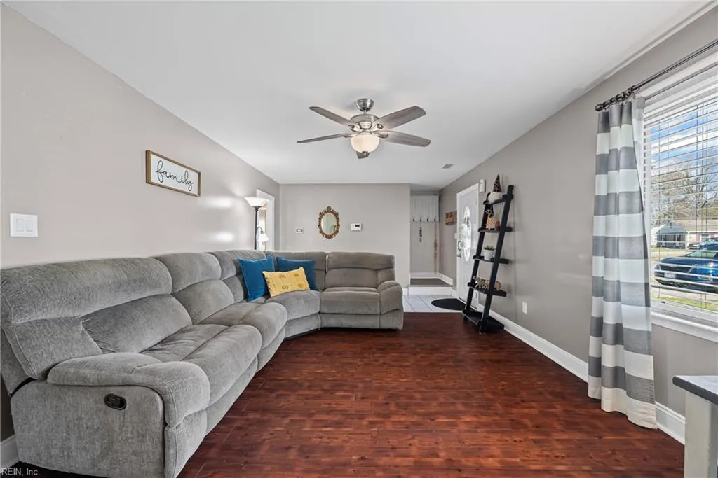 Newport News, Virginia 23602, United States, 5 Bedrooms Bedrooms, ,2 BathroomsBathrooms,Residential,Active,88790