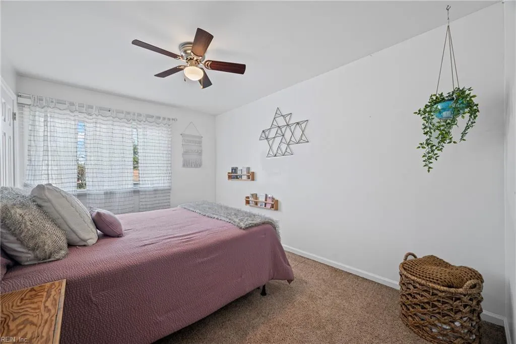 Newport News, Virginia 23602, United States, 5 Bedrooms Bedrooms, ,2 BathroomsBathrooms,Residential,Active,88790