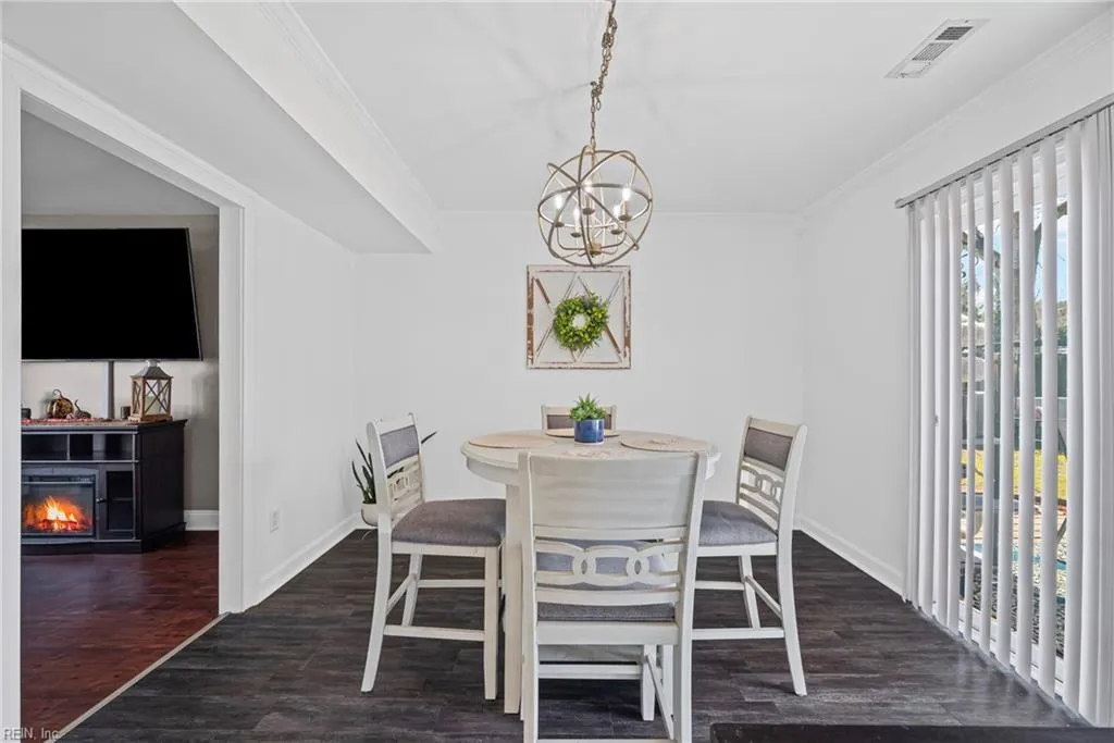 Newport News, Virginia 23602, United States, 5 Bedrooms Bedrooms, ,2 BathroomsBathrooms,Residential,Active,88790