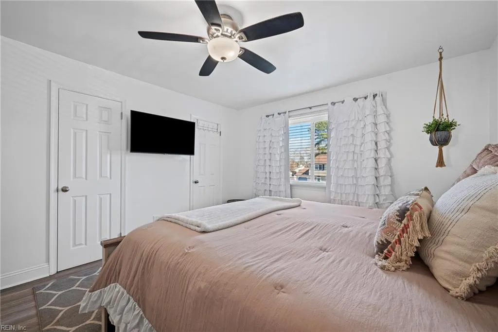 Newport News, Virginia 23602, United States, 5 Bedrooms Bedrooms, ,2 BathroomsBathrooms,Residential,Active,88790