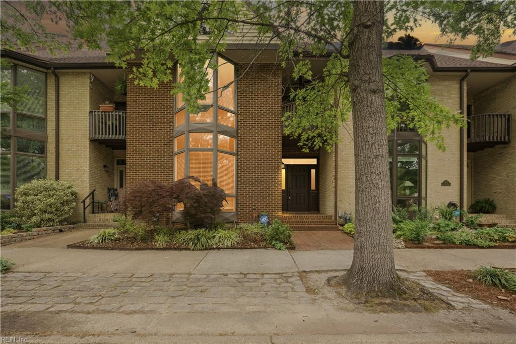 1213 Botetourt Gardens, Norfolk, VA, 23517