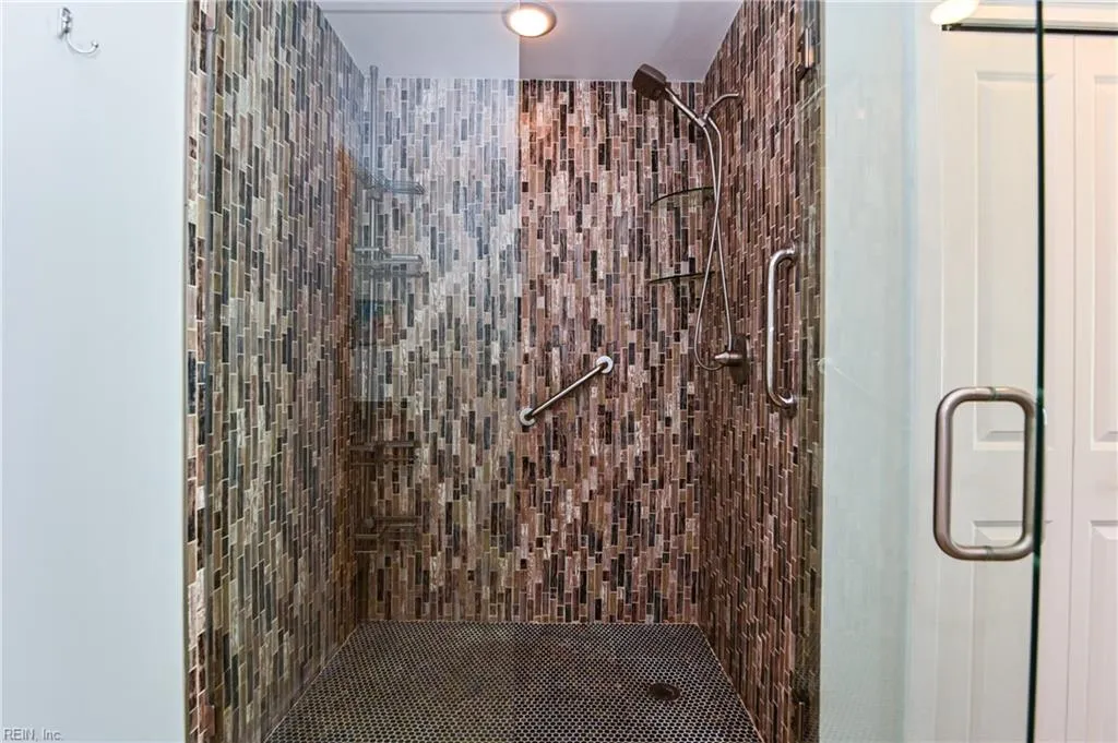 Virginia Beach, Virginia 23456, United States, 3 Bedrooms Bedrooms, ,2 BathroomsBathrooms,Residential,Active,136871