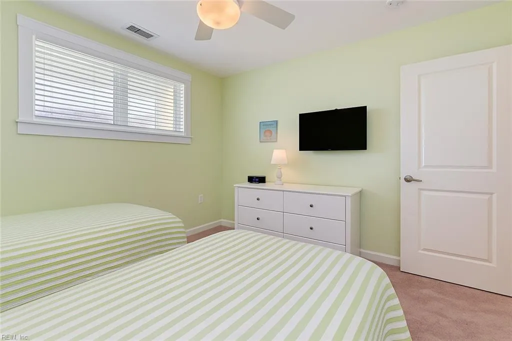 Virginia Beach, Virginia 23456, United States, 3 Bedrooms Bedrooms, ,2 BathroomsBathrooms,Residential,Active,136871