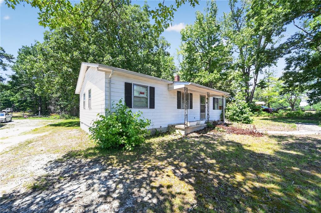 Photo of 7137 Western Mill Road, Lawrenceville, VA 23868 (MLS # 10643996)