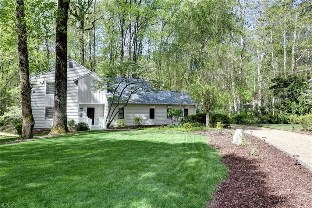 Photo of 109 Holman Road, Williamsburg, VA 23185 (MLS # 10630025)