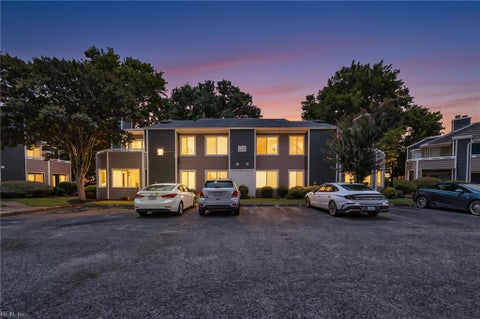 Photo of 191 Nantucket Place, Newport News, VA 23606 (MLS # 10641144)
