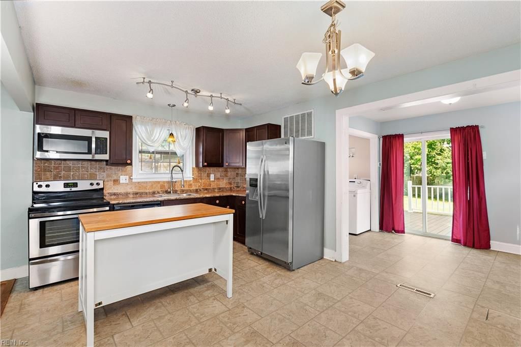 Photo of 5324 Ashby Street, Norfolk, VA 23502 (MLS # 10624252)