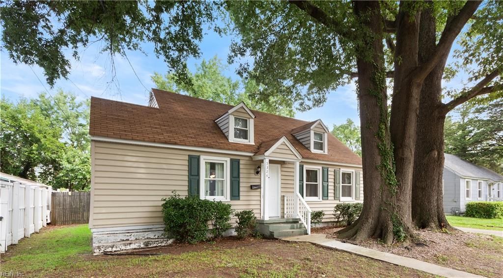 Photo of 5324 Ashby Street, Norfolk, VA 23502 (MLS # 10624252)