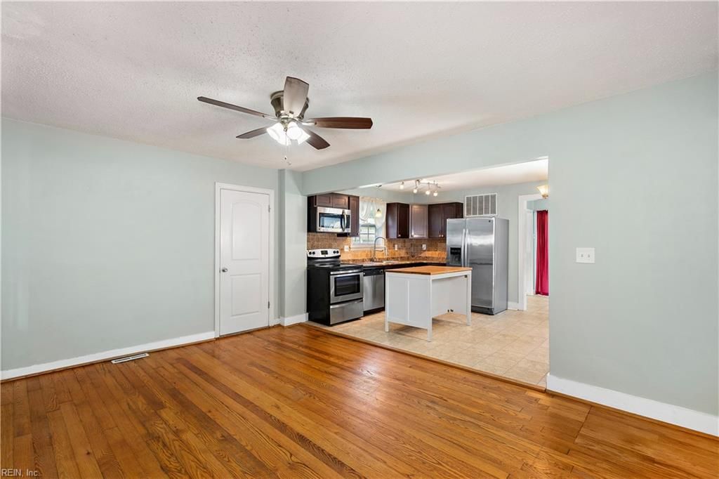 Photo of 5324 Ashby Street, Norfolk, VA 23502 (MLS # 10624252)