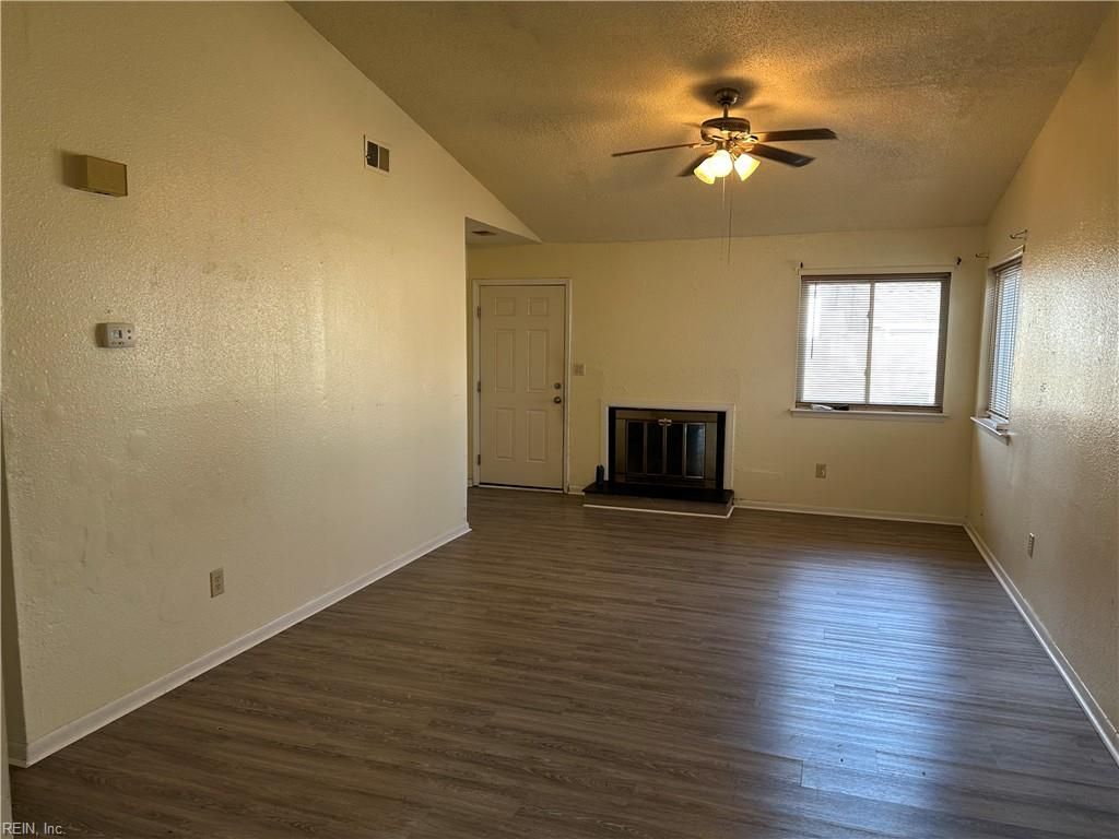 Photo of 3809 Peachtree Ln W Lane, Portsmouth, VA 23703 (MLS # 10618415)