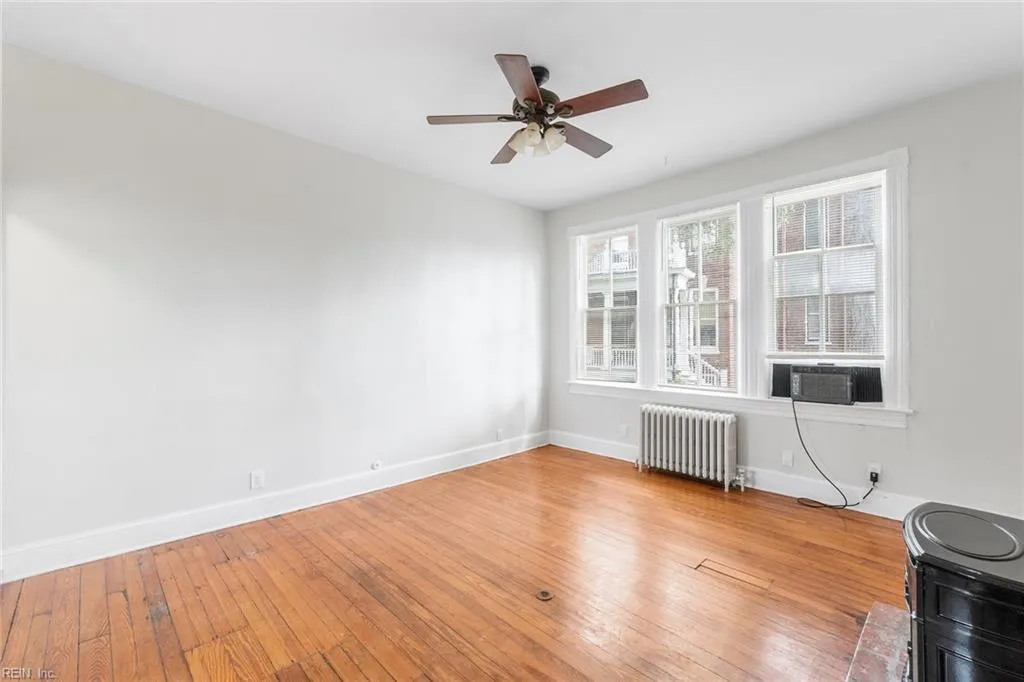 Norfolk, Virginia 23507, United States, ,Residential,Active,205769