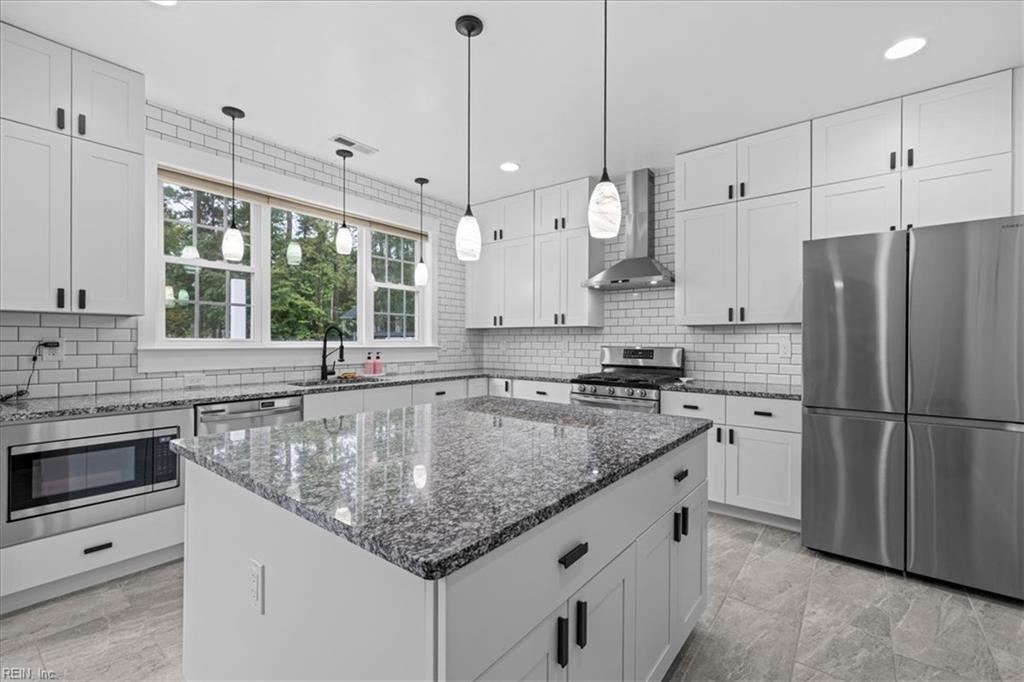 Photo of 1817 Chloe Lane, Virginia Beach, VA 23456 (MLS # 10654977)
