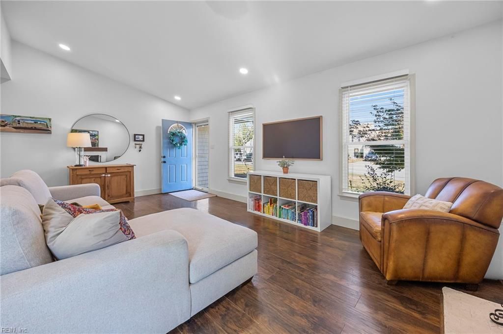 Photo of 909 Nahant Court, Virginia Beach, VA 23454 (MLS # 10610052)