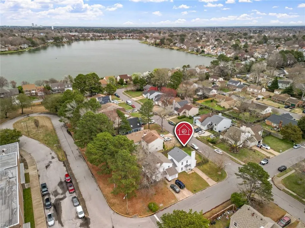 Virginia Beach, Virginia 23464, United States, 3 Bedrooms Bedrooms, ,2 BathroomsBathrooms,Residential,Pending,91106