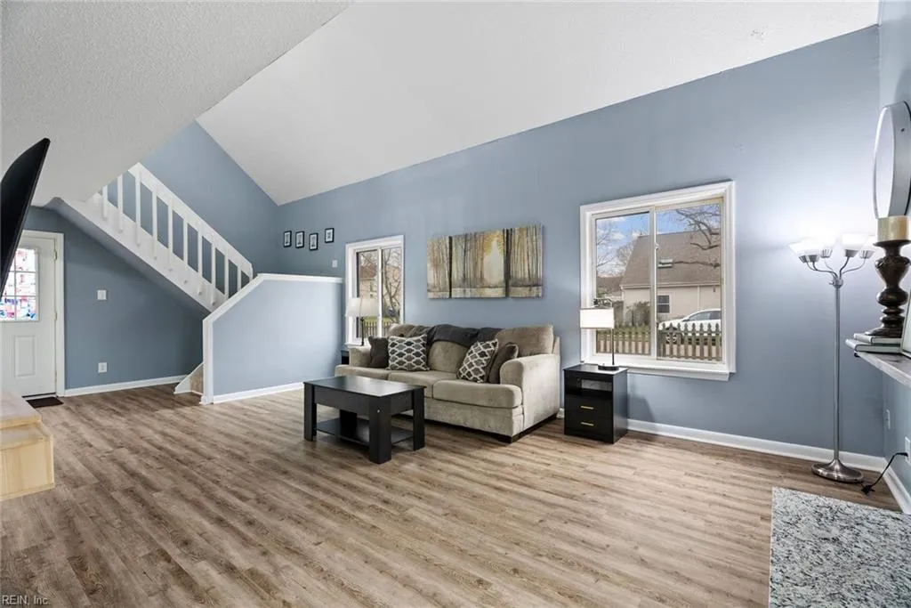 Virginia Beach, Virginia 23464, United States, 3 Bedrooms Bedrooms, ,2 BathroomsBathrooms,Residential,Pending,91106