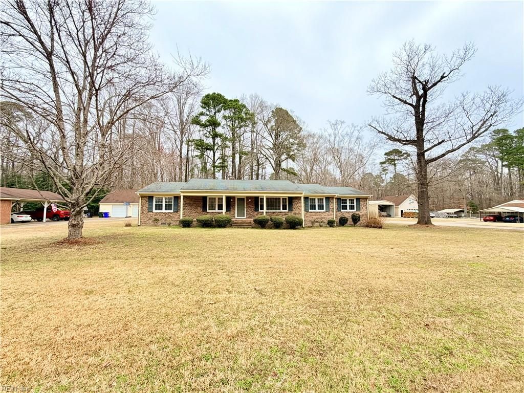 Photo of 672 Turlington Road, Suffolk, VA 23434 (MLS # 10621108)