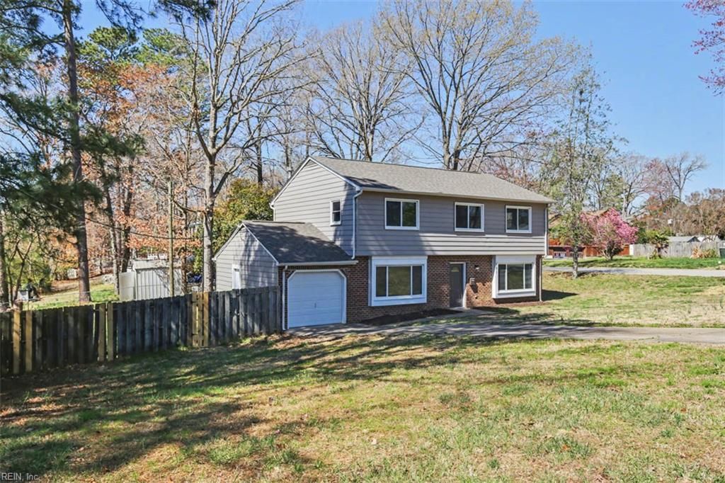 Photo of 181 E Rexford Drive, Newport News, VA 23608 (MLS # 10626190)