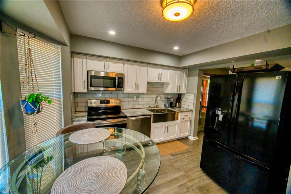 1110 Meadow Sage LN