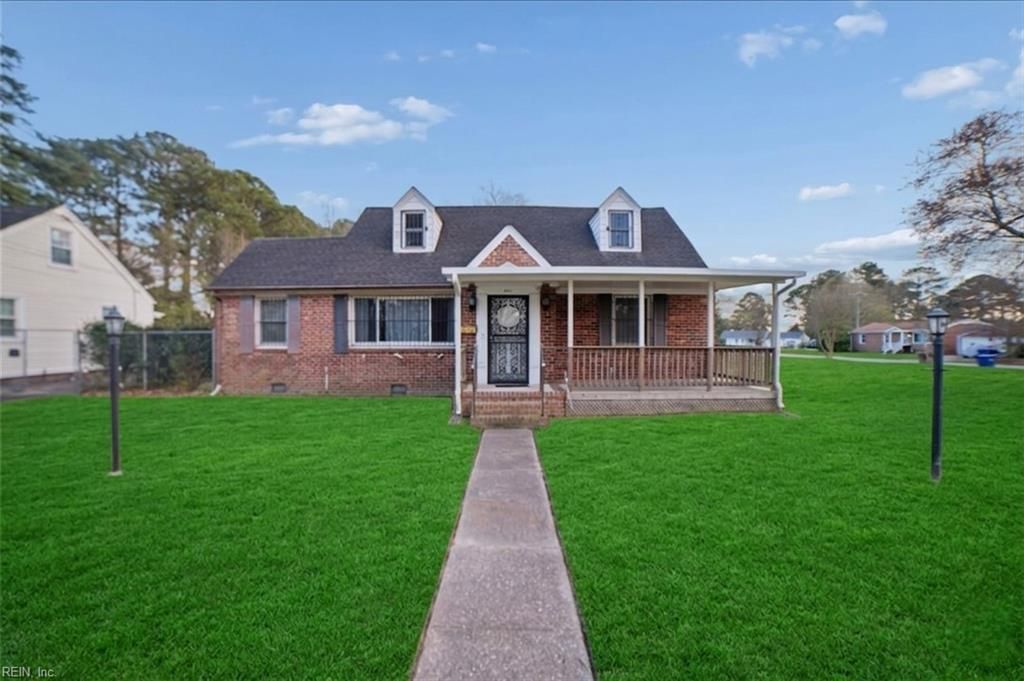 Photo of 4411 Griffin Street, Portsmouth, VA 23707 (MLS # 10625436)