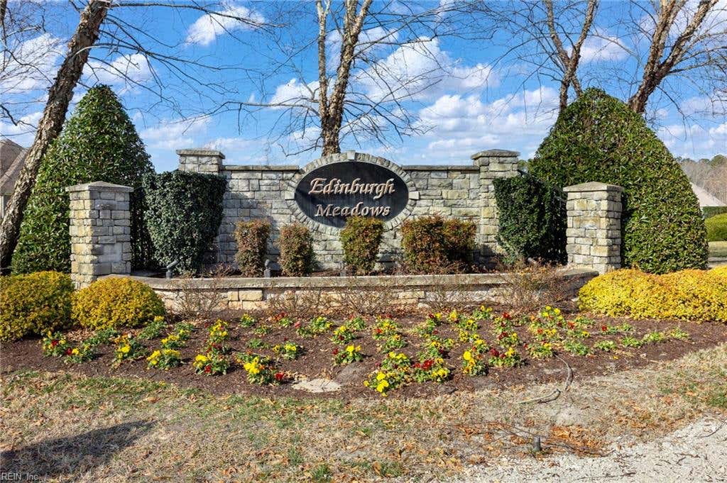 Photo of 341 Scone Castle Loop, Chesapeake, VA 23322 (MLS # 10641105)
