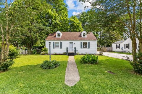 2224 Wildwood RD Chesapeake VA 23323