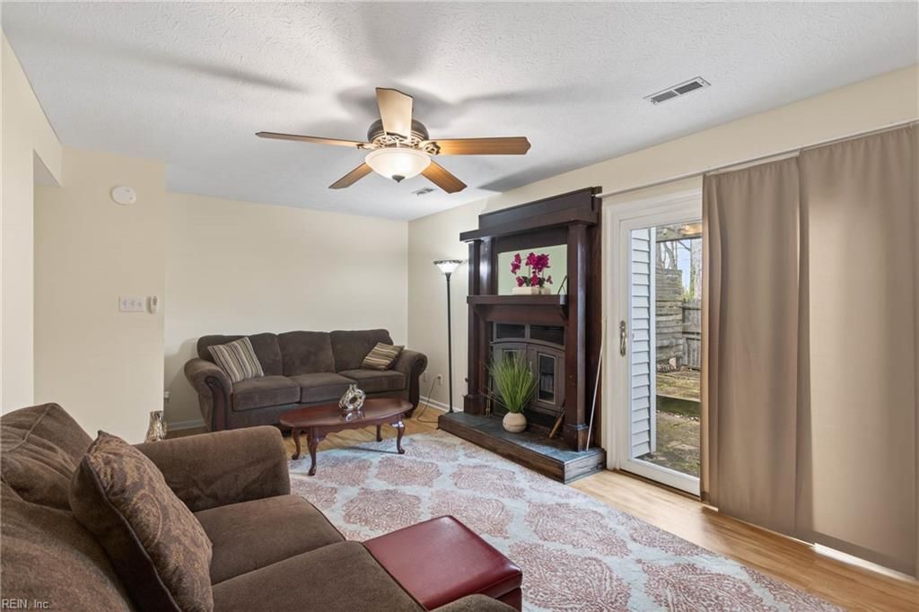 Photo of 4 Covenant Court, Hampton, VA 23666 (MLS # 10619465)