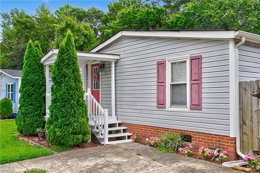 Photo of 260 Burnetts Way, Suffolk, VA 23434 (MLS # 10644253)