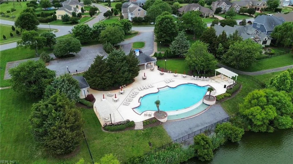 Suffolk, Virginia 23435, United States, 4 Bedrooms Bedrooms, ,4 BathroomsBathrooms,Residential,Active,182828