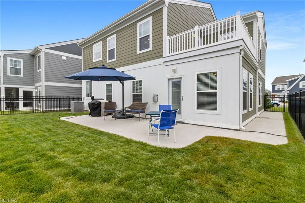 Suffolk, Virginia 23435, United States, 4 Bedrooms Bedrooms, ,4 BathroomsBathrooms,Residential,Active,182828