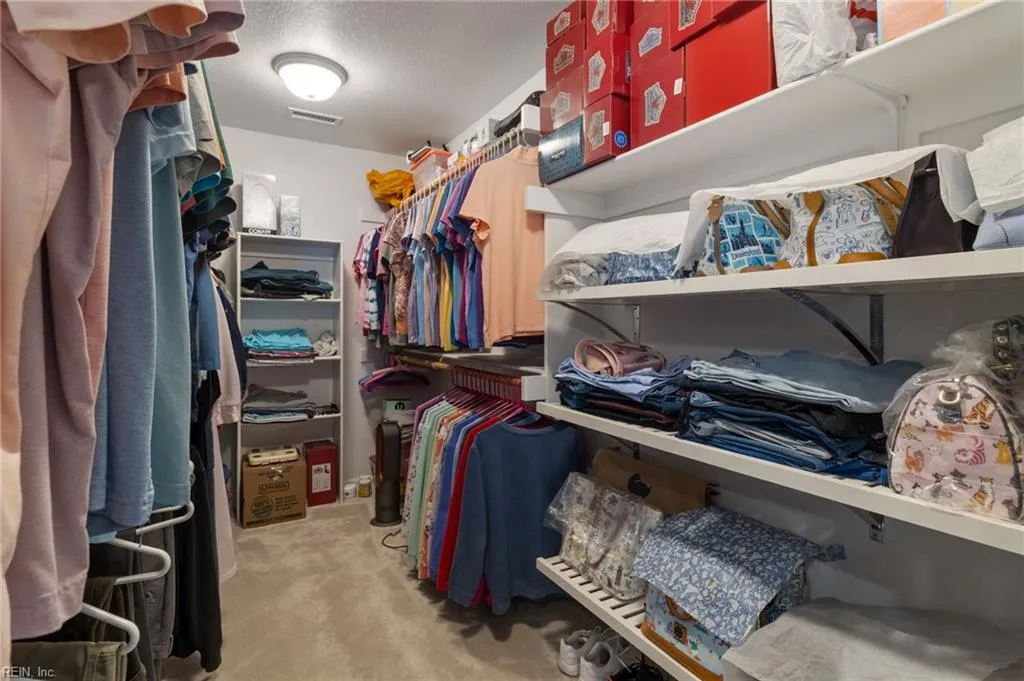 Suffolk, Virginia 23435, United States, 4 Bedrooms Bedrooms, ,4 BathroomsBathrooms,Residential,Active,182828