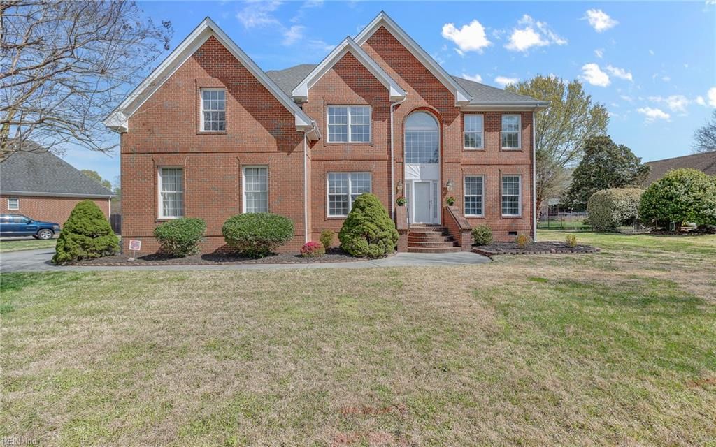 Photo of 123 Nansemond Pointe Drive, Suffolk, VA 23435 (MLS # 10627967)