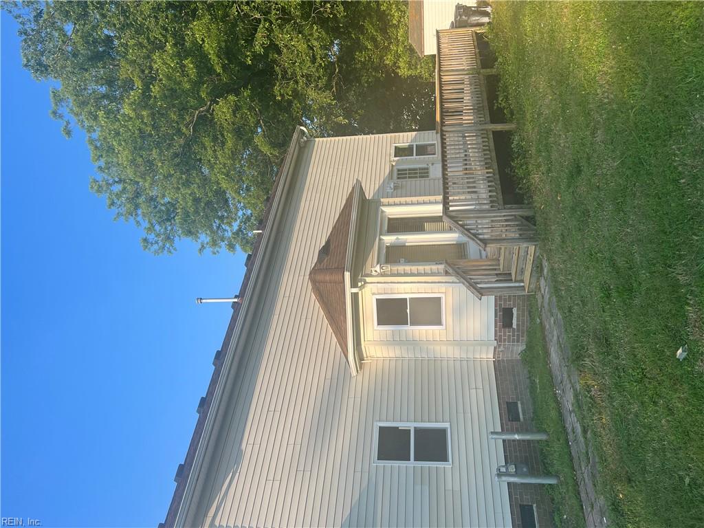1428 Prentis AVE