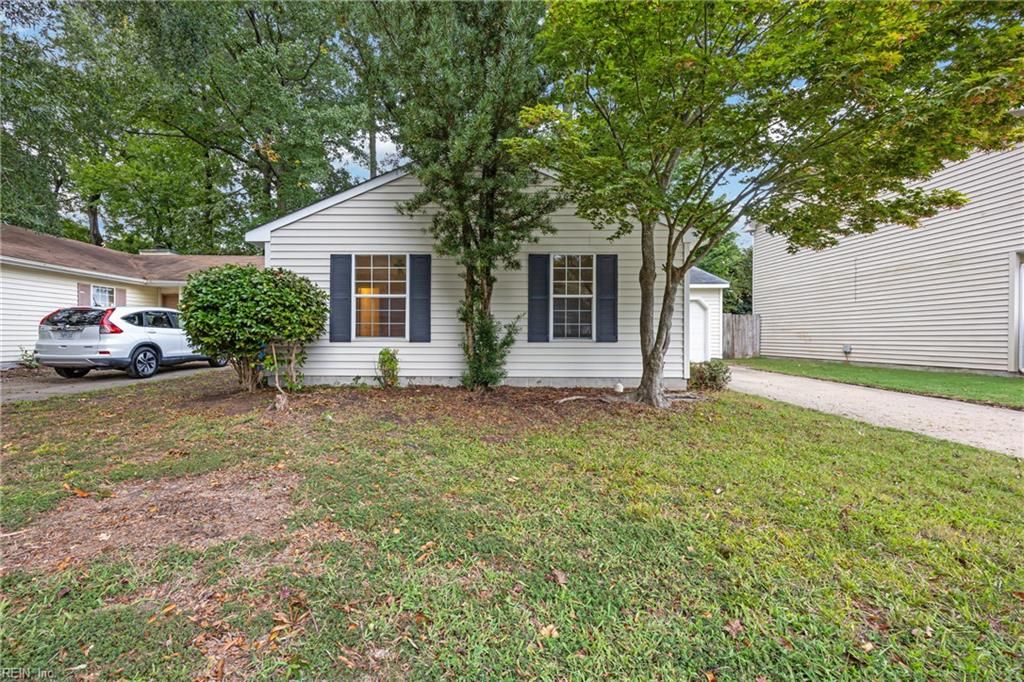 Photo of 1414 Larkview Drive, Virginia Beach, VA 23454 (MLS # 10601696)