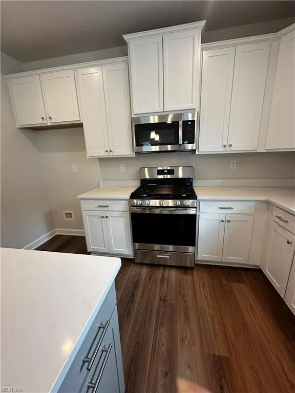 Suffolk, Virginia 23434, United States, 5 Bedrooms Bedrooms, ,3 BathroomsBathrooms,Residential,Active,193682