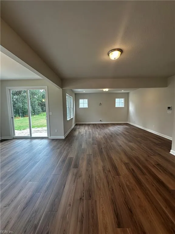 Suffolk, Virginia 23434, United States, 5 Bedrooms Bedrooms, ,3 BathroomsBathrooms,Residential,Active,193682