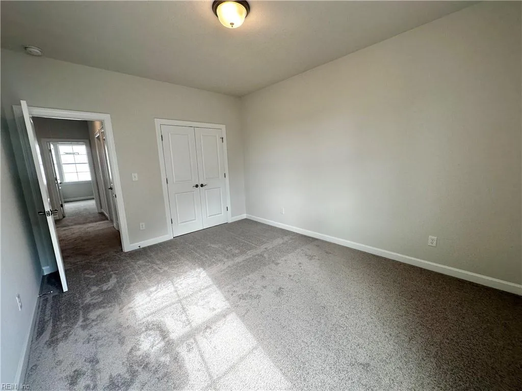 Suffolk, Virginia 23434, United States, 5 Bedrooms Bedrooms, ,3 BathroomsBathrooms,Residential,Active,193682